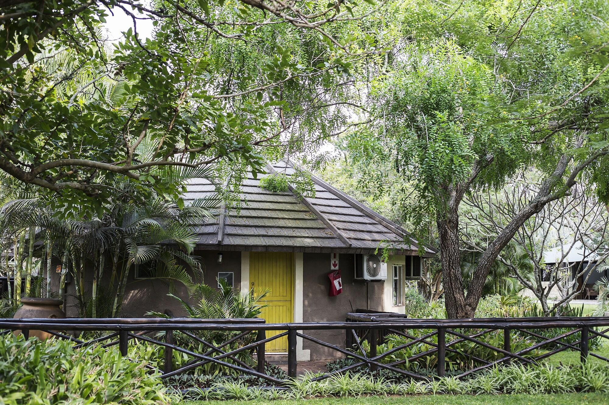 Emdoneni Lodge 赫卢赫卢韦 外观 照片